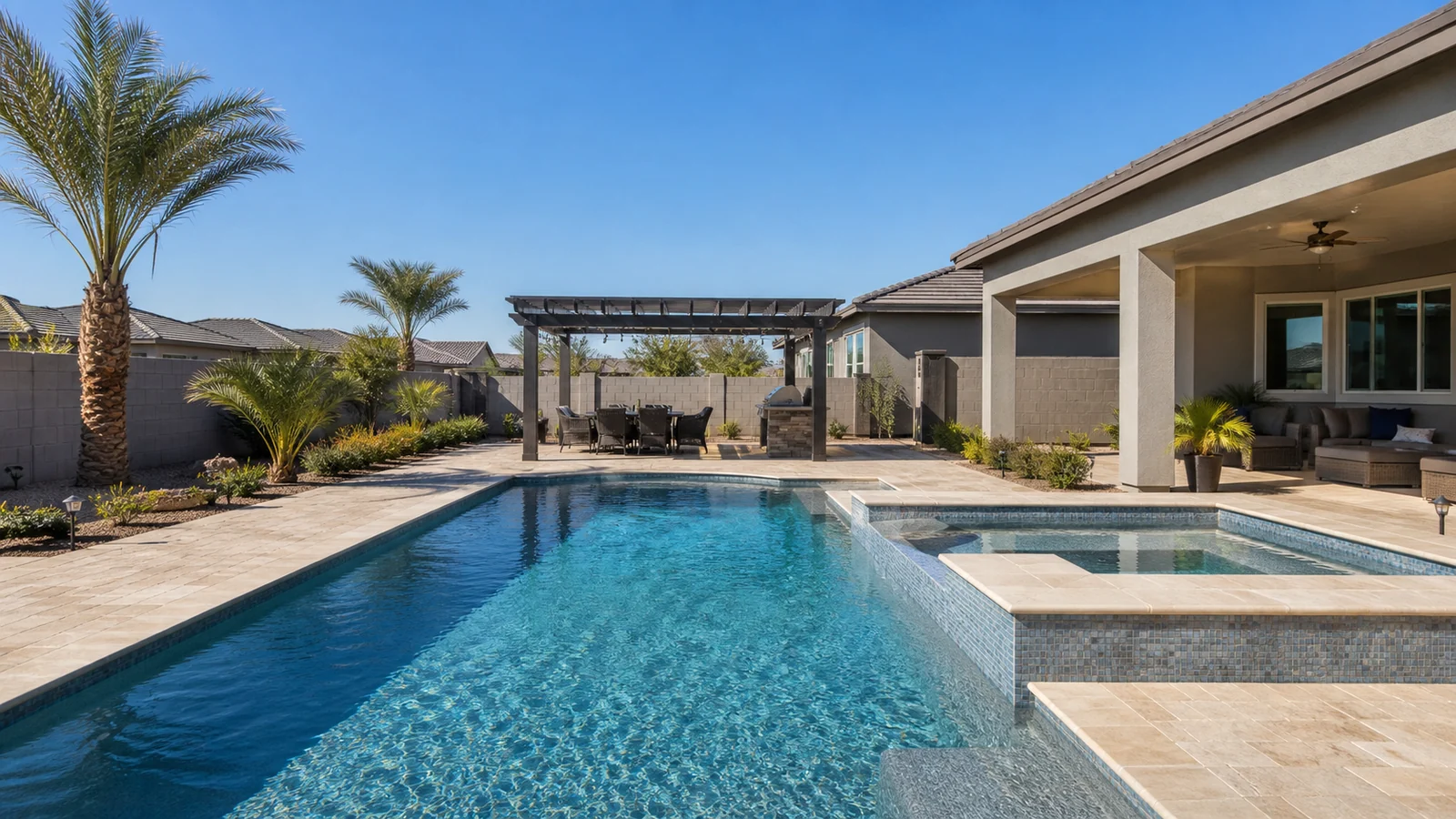 Bright swimming pool and spa in a landscaped Arizona property